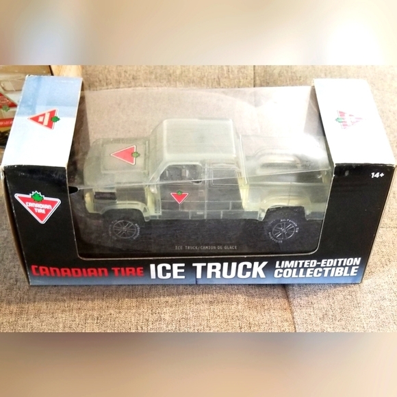 Canadian Tire Other - Canadian Tire Limited Edition Ice Truck 1:24 Scale